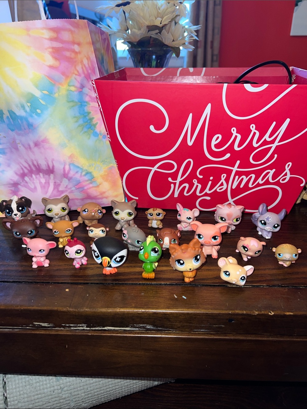 Lot of 22 Littlest Pet Shops